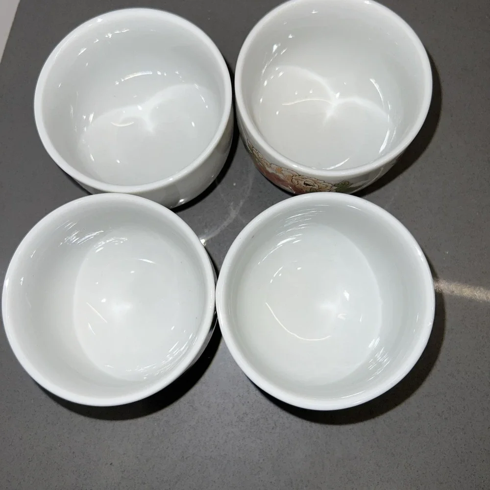 4 Vintage Piece Saki Tea Set made in Japan 3 Inch